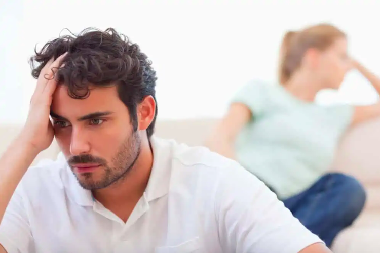 Tanda-Tanda Pria yang Belum Dewasa secara Emosional: Bagaimana Mengenali dan Menghadapinya