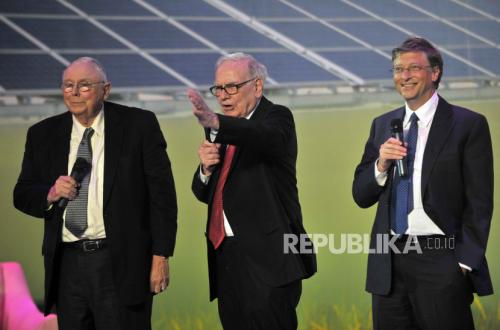 Warren Buffett: Keberuntungan dan Pencapaian di Usia 96 Tahun