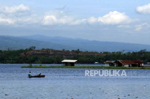 Dukungan untuk 30 Pelaku Usaha dalam Meningkatkan Penyaluran KUR di Sektor Perikanan