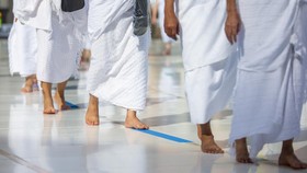 5 Cara Menjaga Stamina Selama Haji agar Ibadah Berjalan Lancar
