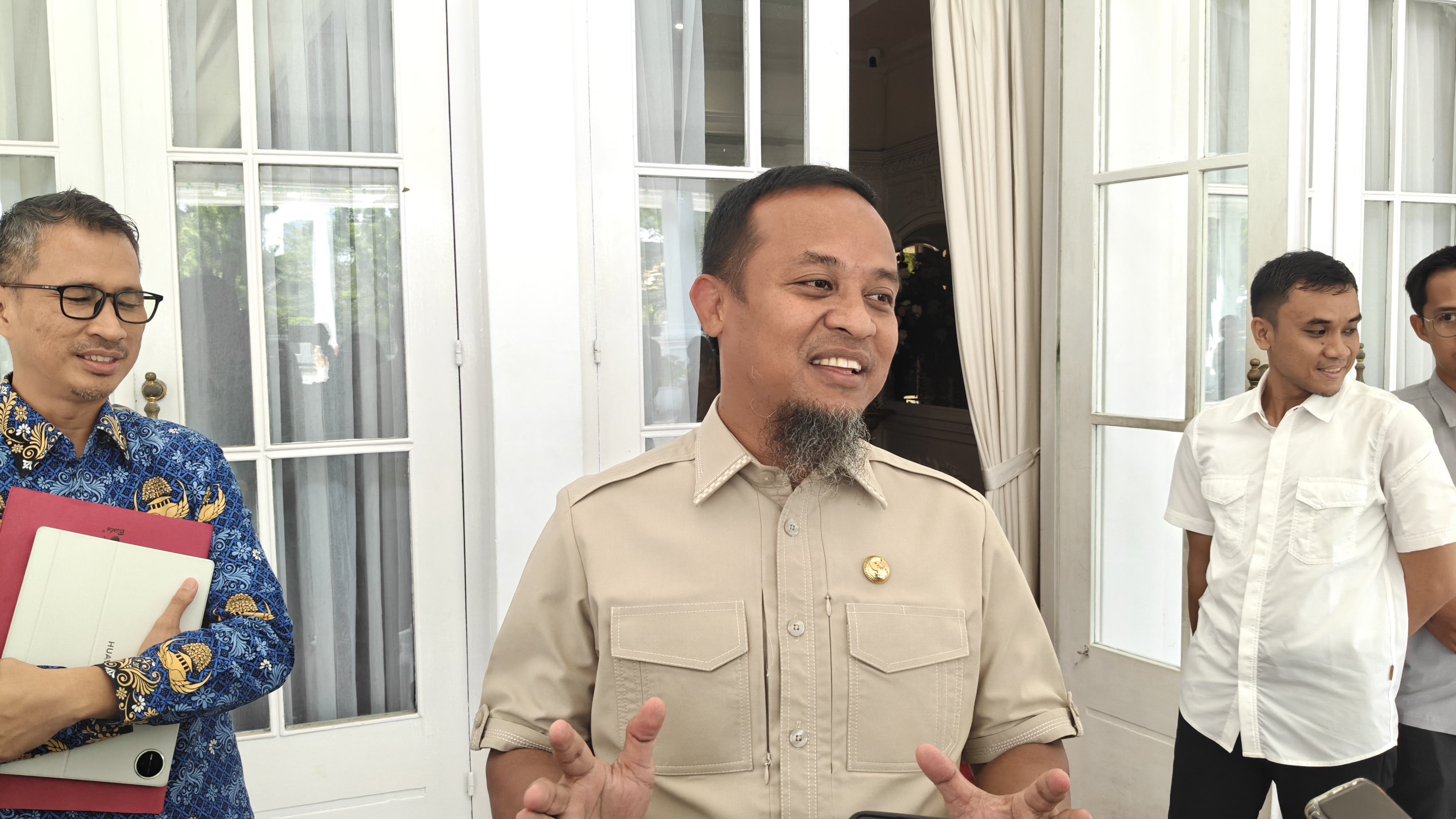 Pemprov Sulsel Siapkan 300 Pompa Air untuk Atasi Kekeringan di Sektor Pertanian