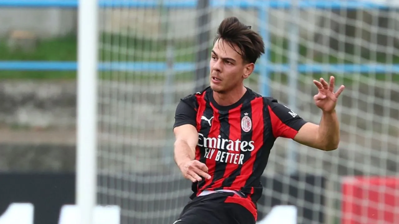 Ardon Jashari dan Lorenzo Torriani Siap Memperkuat AC Milan
