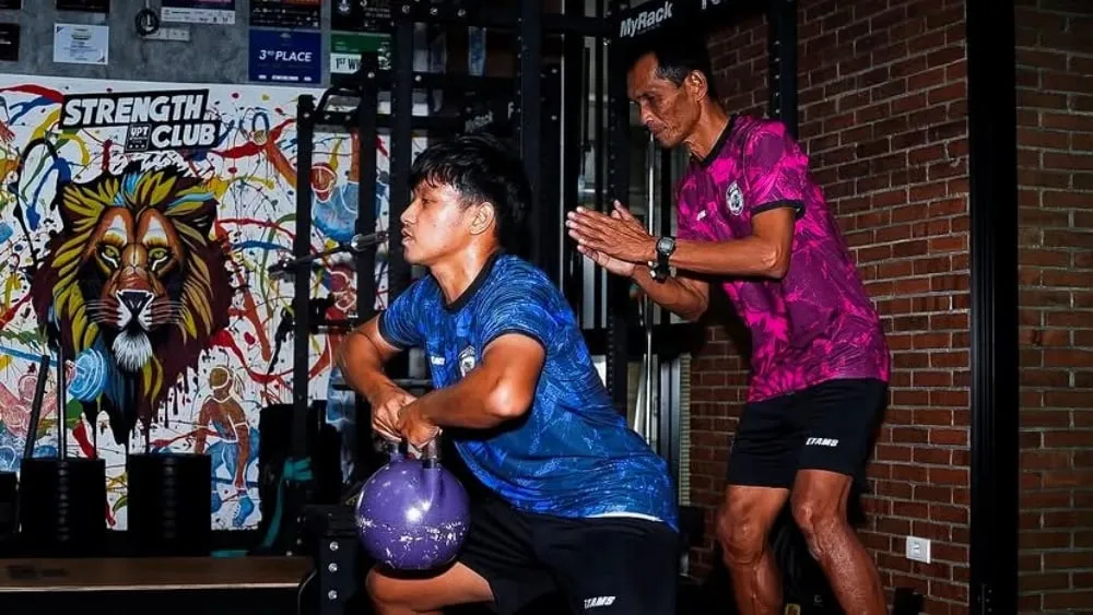 ---
Arema FC Siapkan Latihan Intensif Menyambut Musim Baru

---