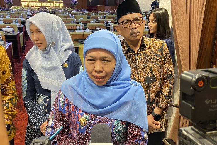 Gubernur Khofifah Tunjuk Pelaksana Tugas Kadis ESDM Jatim Setelah Penetapan Aris Mukiyono Sebagai Tersangka