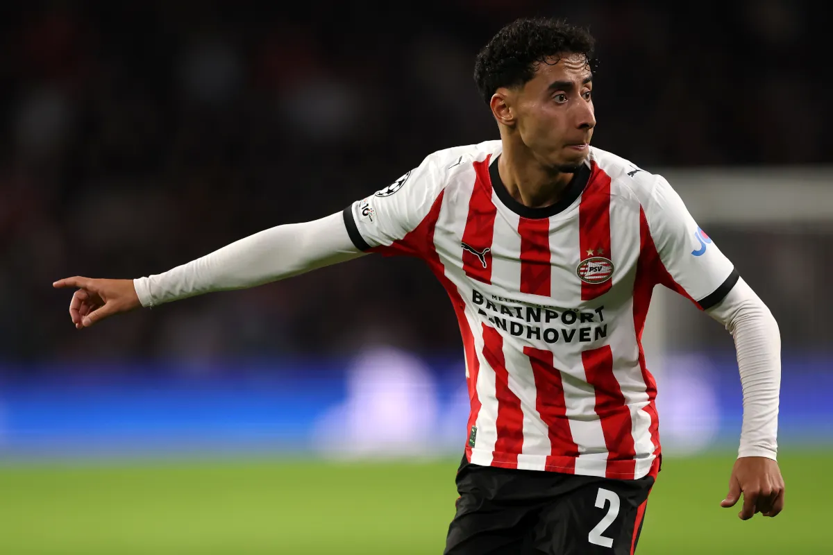 AS Roma Menolak Tawaran PSV untuk Permanenkan Anass Salah-Eddine