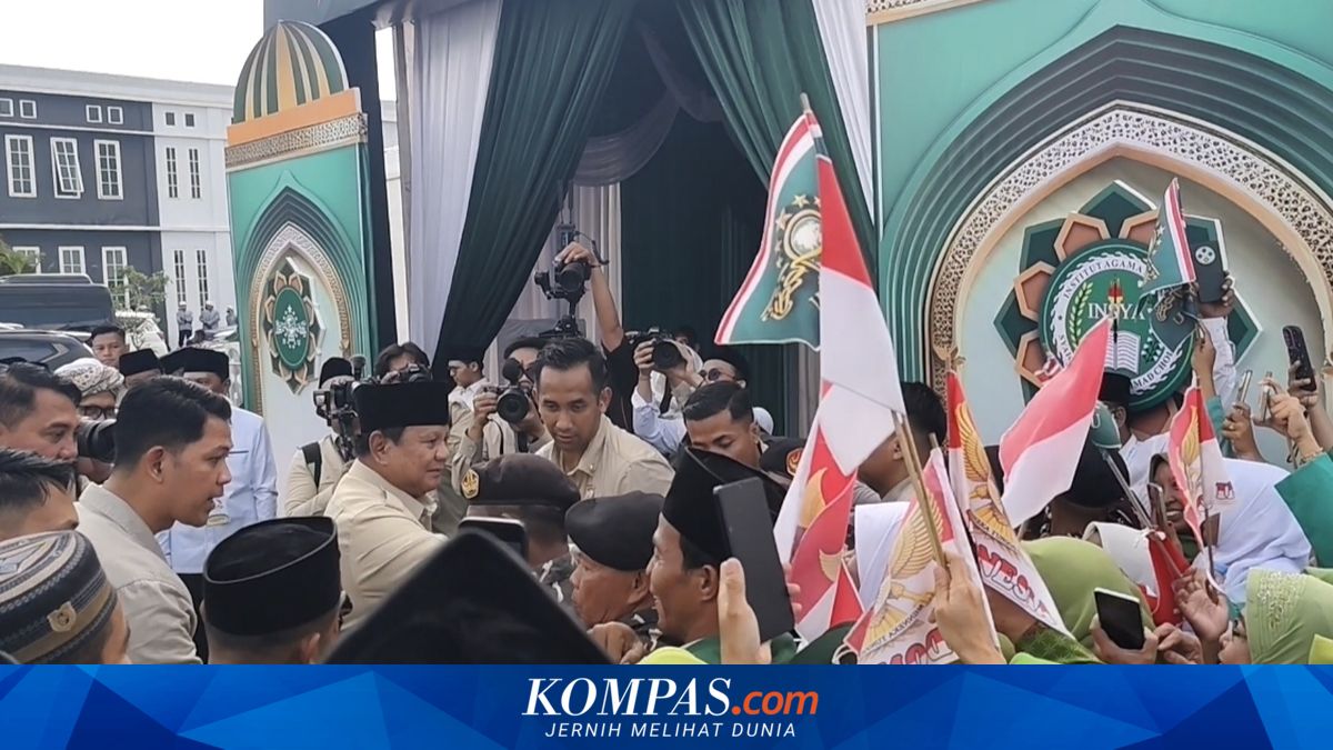 Keriuhan Ibu-Ibu Menyambut Prabowo di Penutupan Munas NU