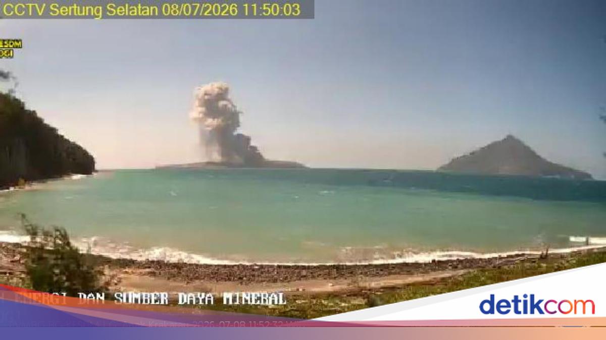 BMKG Awasi Muka Air Laut Selama Erupsi Gunung Anak Krakatau