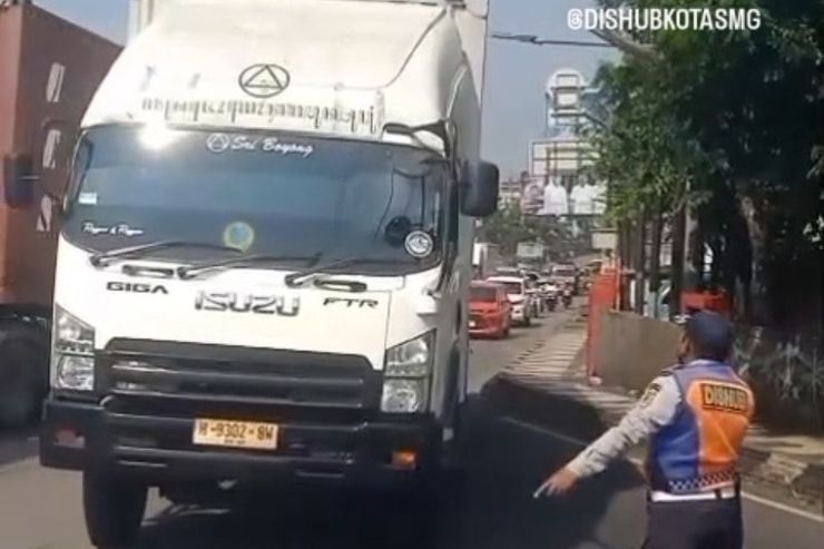 Upaya Dishub Semarang Cegah Kecelakaan di Tanjakan Silayur Dapat Respons Positif dari Warga