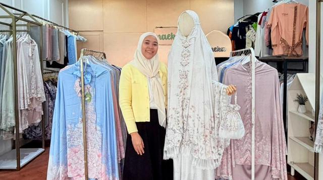 Pengusaha Perempuan Transformasi Mukena Premium Naeka Menembus Pasar Internasional melalui LinkUMKM BRI