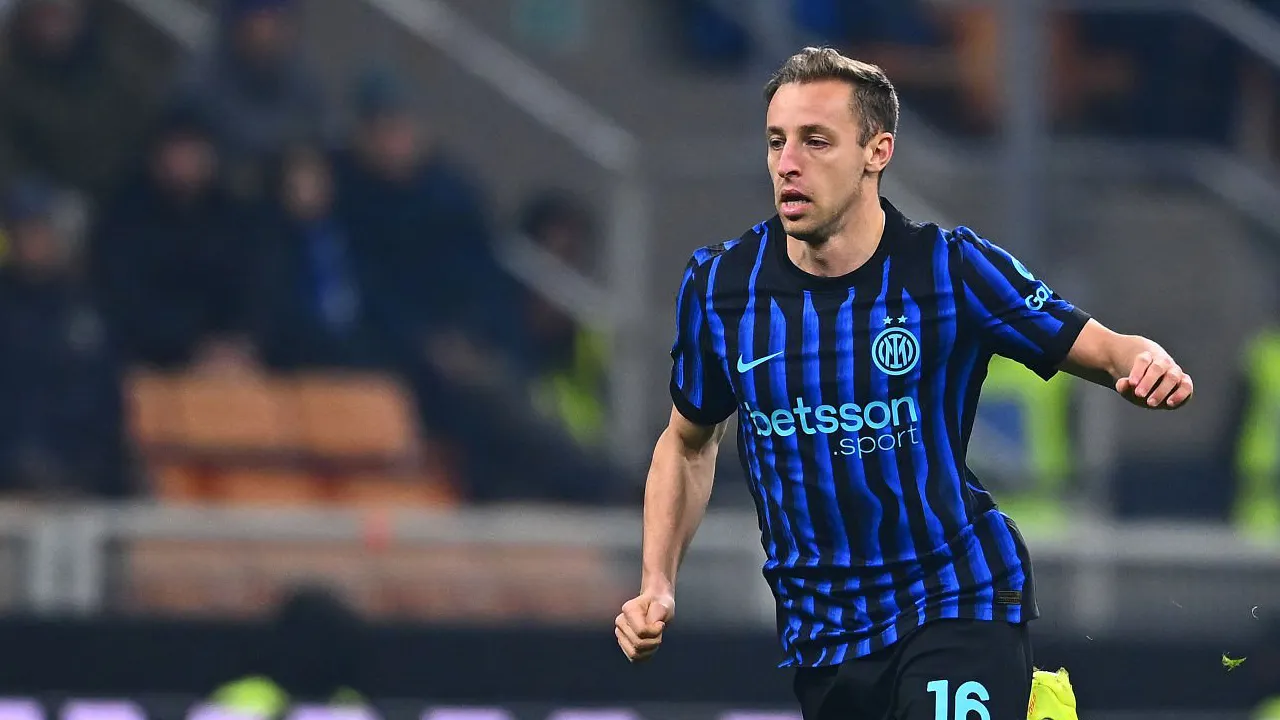 Davide Frattesi Menunggu Peluang dari Juventus Sebelum Pindah