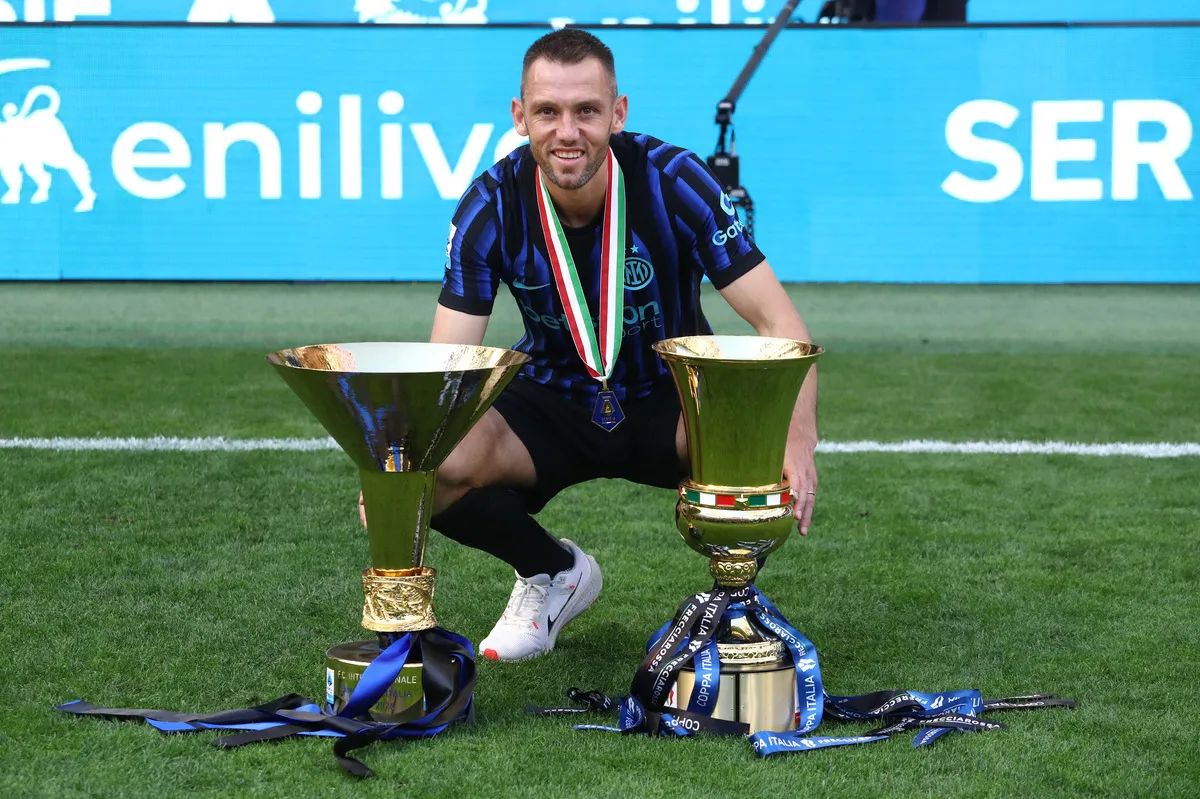 Stefan de Vrij Siap Bergabung dengan Panathinaikos Setelah Tinggalkan Inter