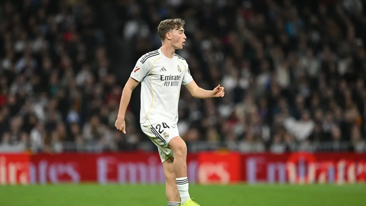 Persaingan Ketat Dean Huijsen dan Raul Asencio untuk Nomor Punggung 4 di Real Madrid
