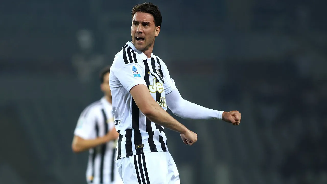 Dusan Vlahovic Tunda Keputusan Bergabung dengan Besiktas, Masih Menanti Tawaran dari Barcelona