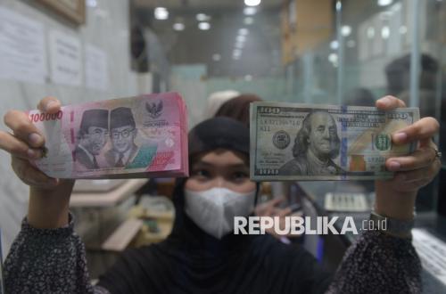 Dampak Pelemahan Rupiah Terhadap Inflasi Diperkirakan Muncul Mei Ini
