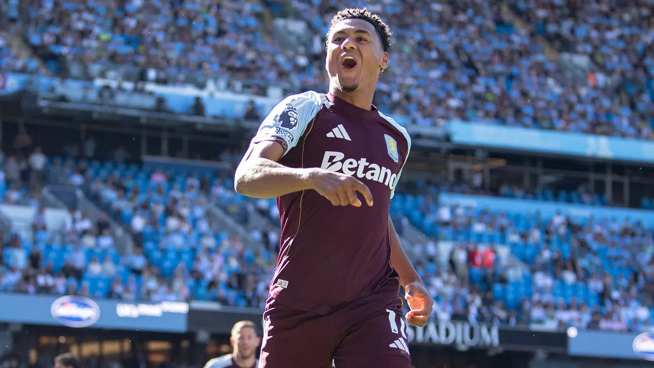 Fenerbahce Terus Berjuang, Ollie Watkins Masih Menjadi Target Utama