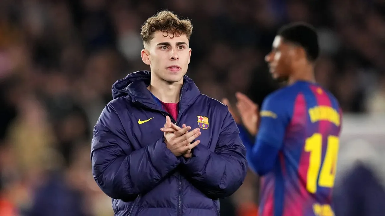 ---
Fermín Lopez Kembali Berlatih di Ciutat Esportiva Menjelang Pramusim

---