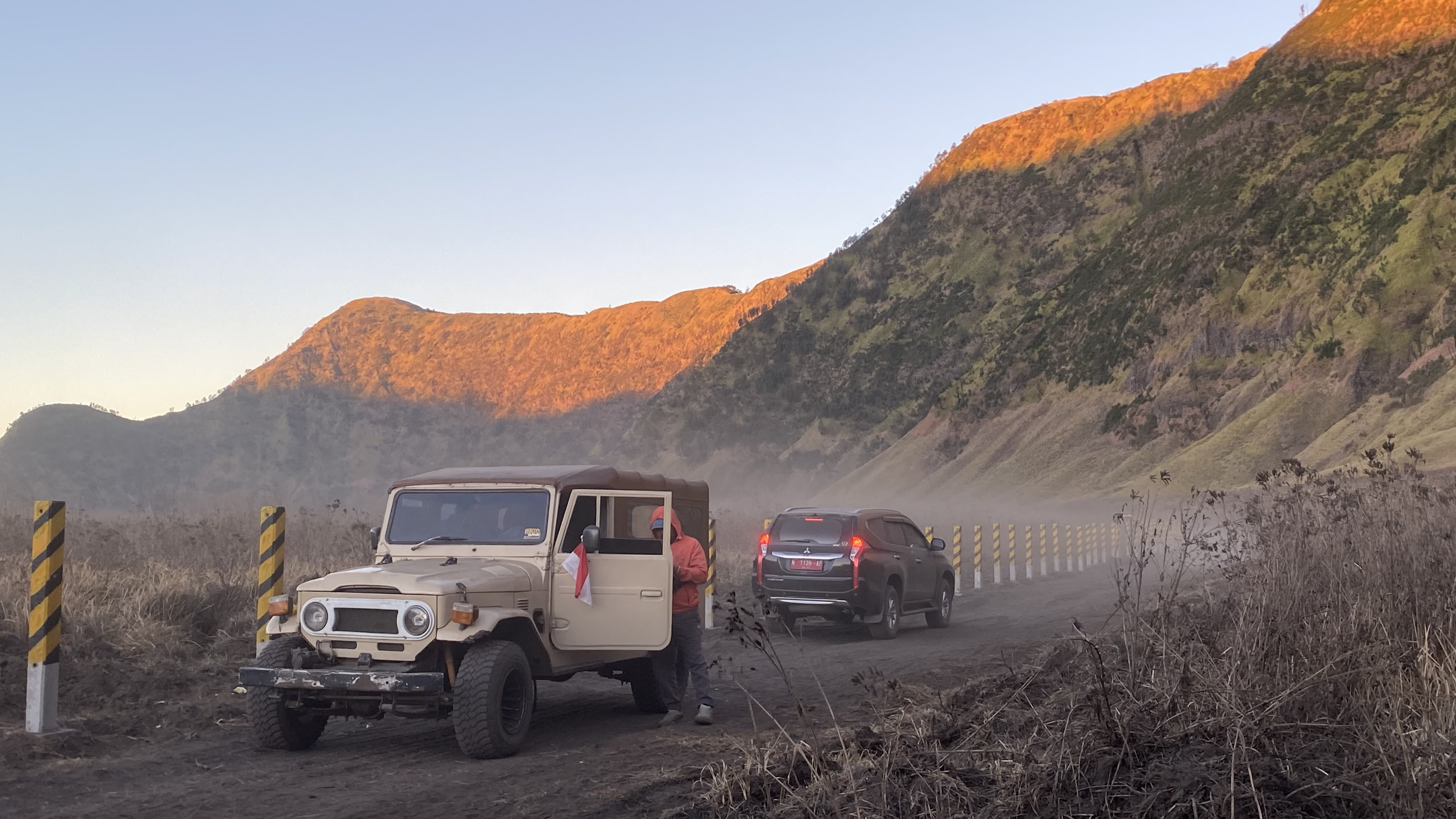 Penutupan Sementara Gunung Bromo Akibat Kebakaran Hutan: Prosedur Refund dan Reschedule Tiket