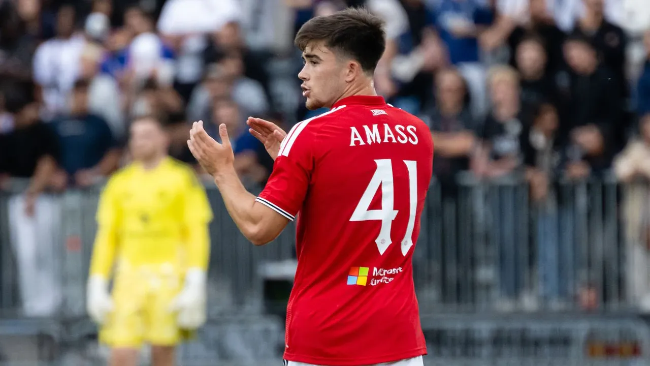 Harry Amass Diperkirakan Segera Hengkang dari Manchester United