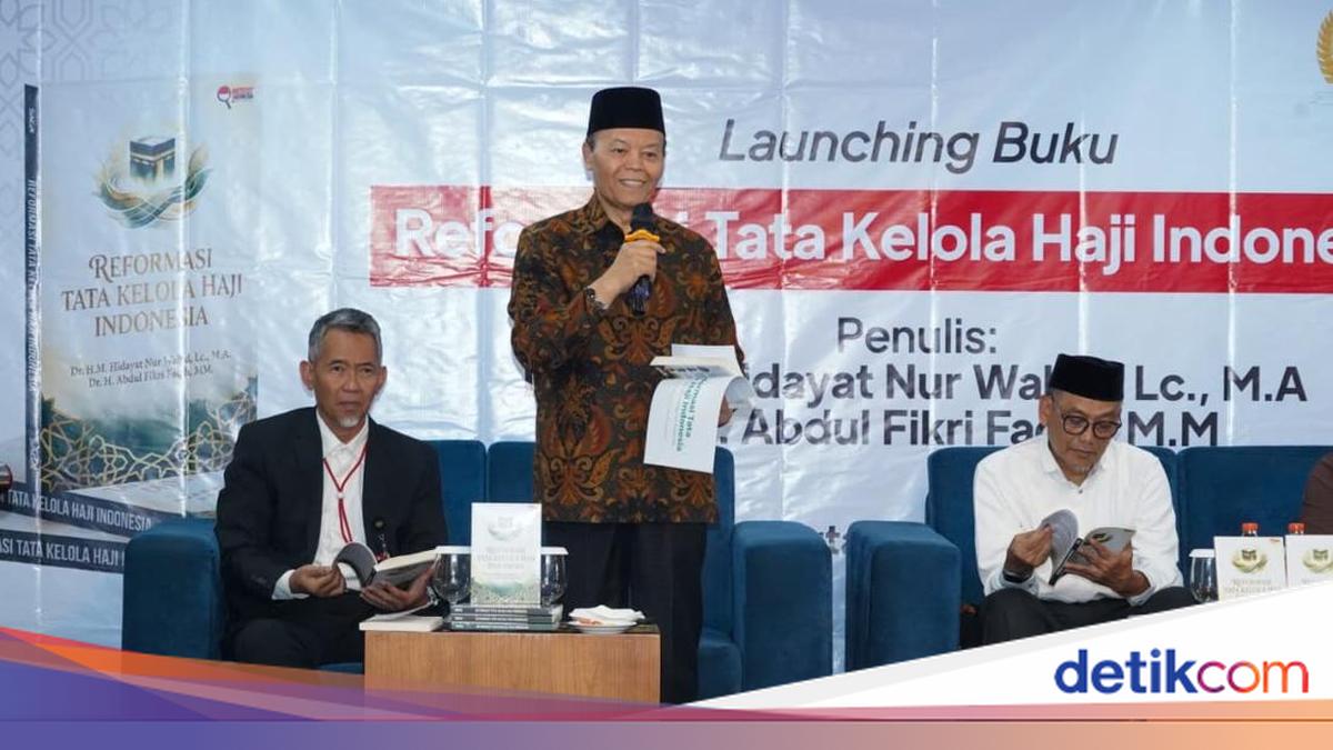 Hidayat Nur Wahid Luncurkan Buku tentang Reformasi Pengelolaan Haji di Indonesia