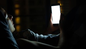 Waspada! Delapan Kebiasaan Malam yang Berpotensi Mengganggu Kesehatan Jantung Anda