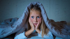 Tujuh Faktor yang Menghambat Tidur Nyenyak Anak di Malam Hari