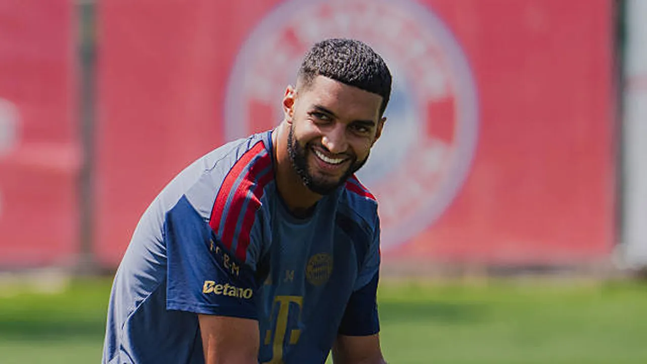 Ismael Saibari Belum Diskusikan Posisi di Bayern Munich dengan Vincent Kompany