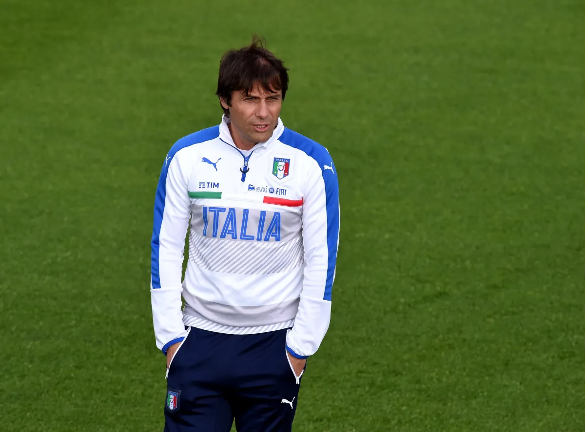 Dilema Pelatih Tim Nasional Italia: Mancini atau Conte Kembali?