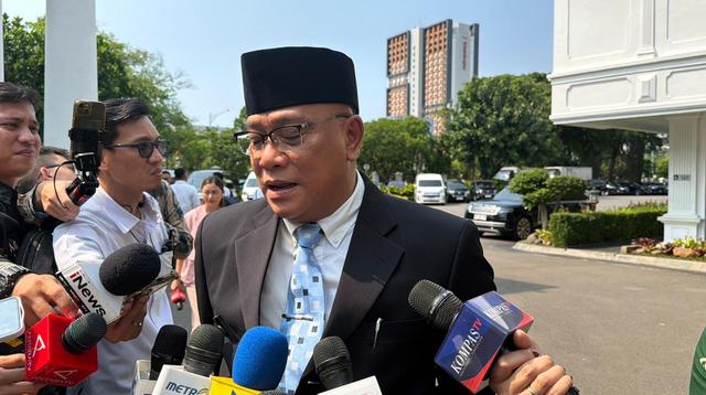 Jumhur Hidayat Pimpin Konvoi Motor Buruh di Hari Buruh 1 Mei Sebagai Menteri Lingkungan Hidup
