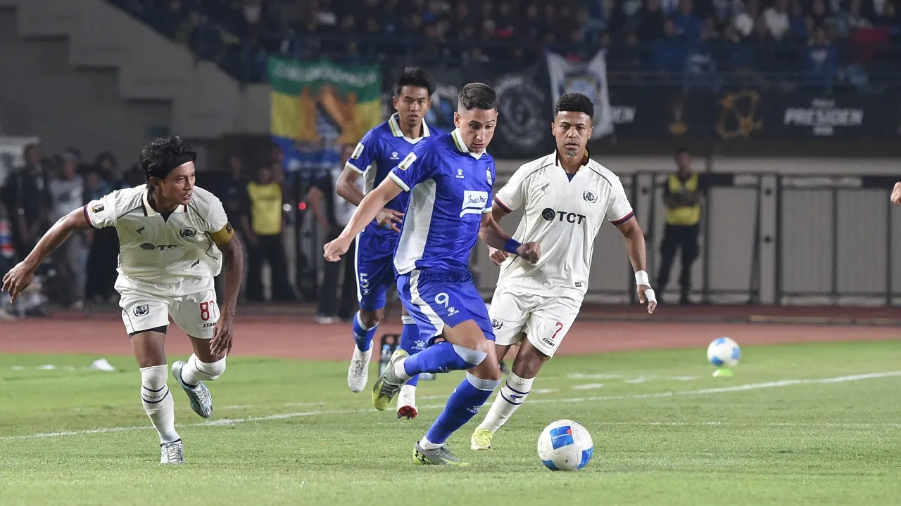 ---
Pelajaran Berharga Igor Tolic Usai Kekalahan di Final Piala Presiden

---