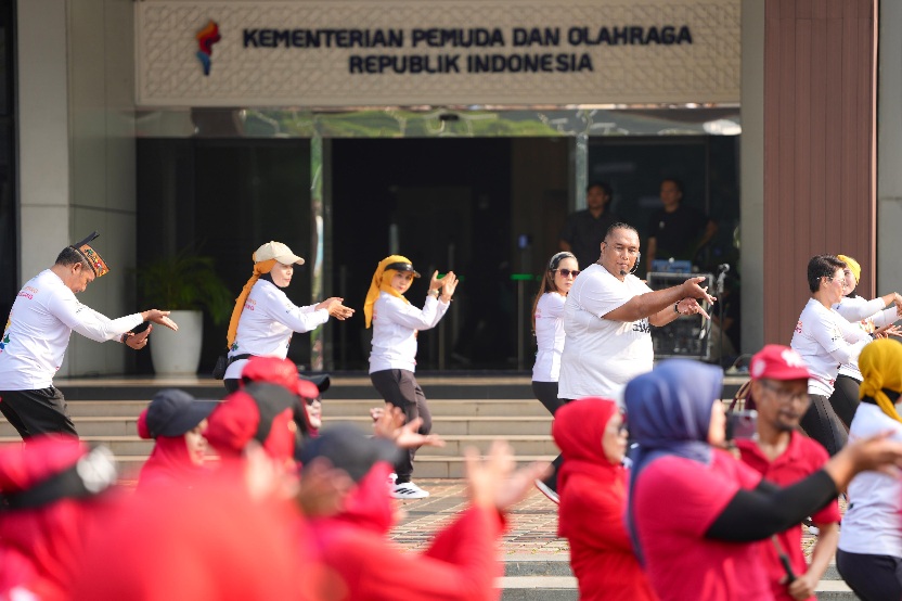 Kemenpora Selenggarakan Rabu Bugar Bersama Komunitas Senam Kreasi Indonesia