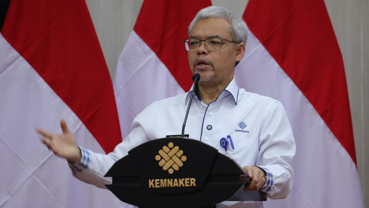Kemnaker Tinjau Ancaman PHK Akibat Konflik Internasional, Ribuan Pekerja Terancam
