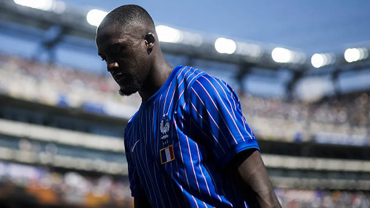 ---
Ibrahima Konate: Prancis Siap Hadapi Spanyol Tanpa Rasa Takut

---