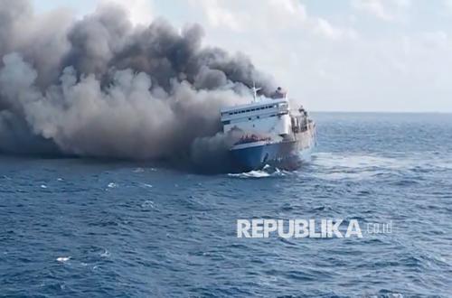 Evaluasi Kemenhub Pasca Kebakaran KMP Mutiara Sentosa II