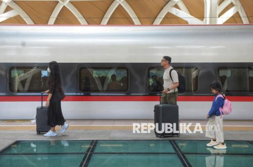 Kemenpar Gencarkan Promosi Wisata Indonesia di Malaysia Melalui Kerja Sama dengan KAI