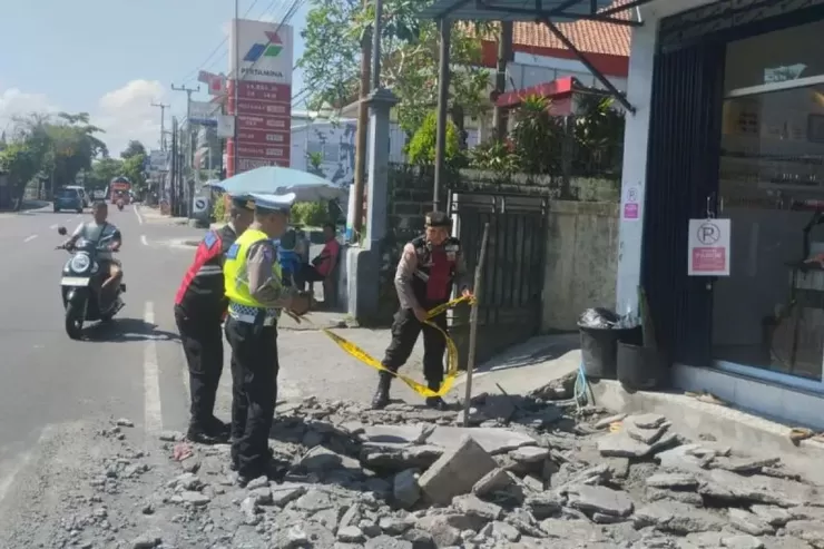 Investigasi Polisi Terkait Ledakan Trotoar di Badung Bali yang Diduga Disebabkan Rembesan BBM