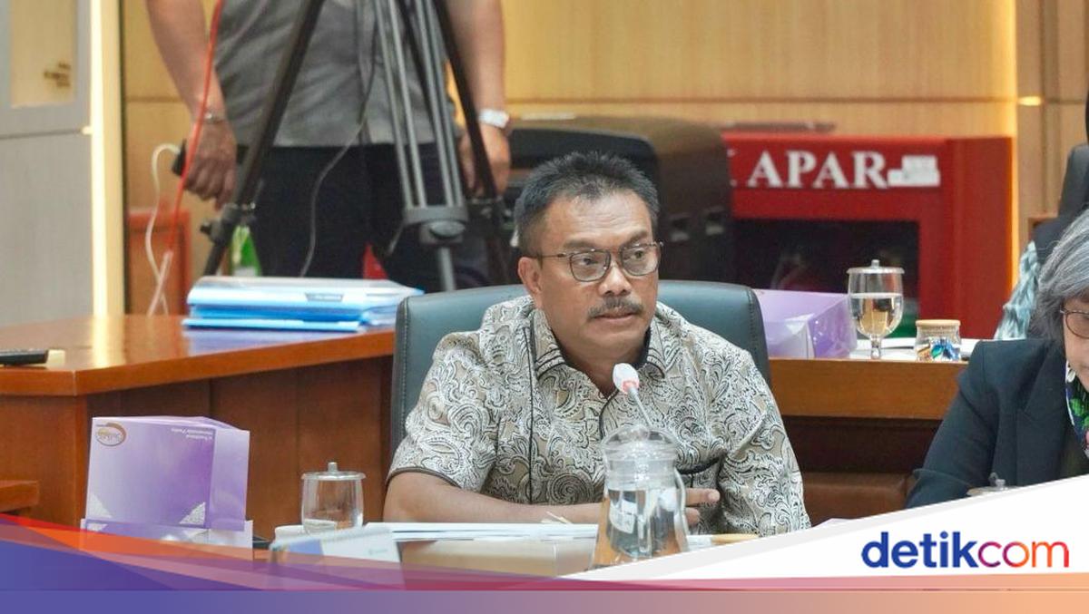 ---
Desakan Legislator untuk Menyelidiki Kasus Penghinaan Pasien BPJS oleh Tenaga Kesehatan

---