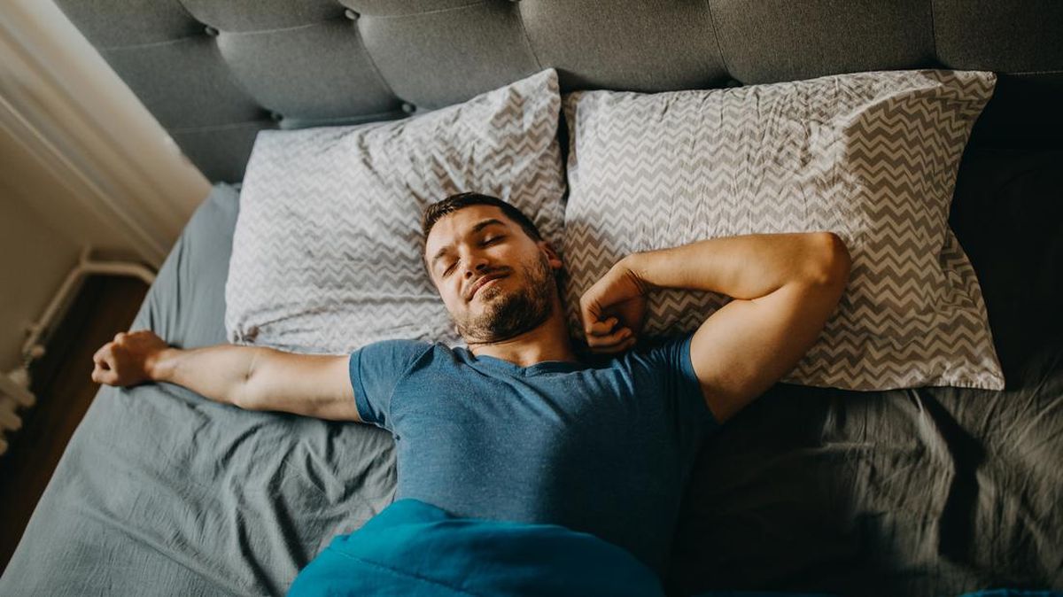 Keuntungan Melakukan Peregangan Setelah Bangun Tidur dan Cara yang Tepat