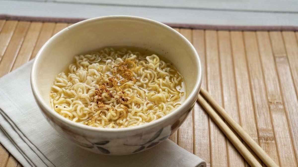 Wabah Salmonella Diduga Terkait Mi Instan Rasa Ayam di 14 Negara