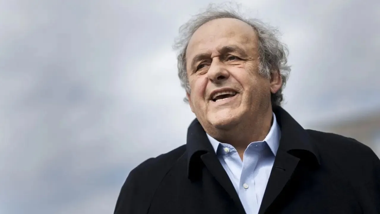 Michel Platini: Italia Perlu Memulai dari Awal seperti Prancis