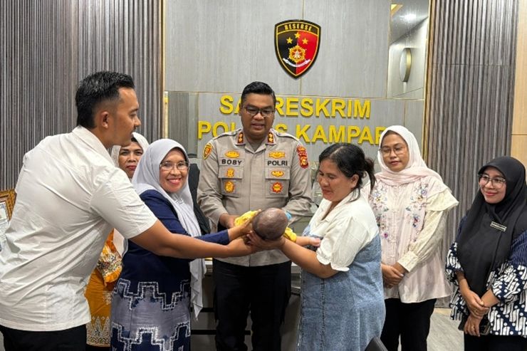 Pasangan Kekasih di Kampar Serahkan Diri Usai Buang Bayi, Kini Ditahan di Penjara
