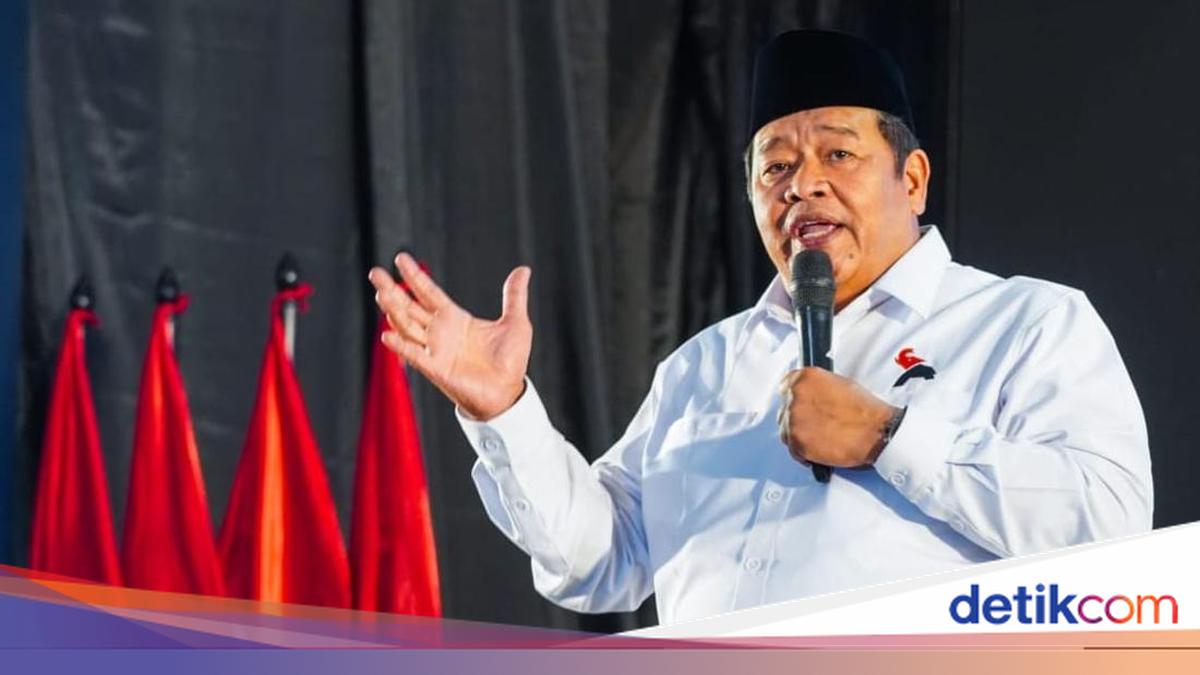PDIP Diminta Jokowi Bawa Ijazah Saat Safari, PSI Sebut Partai Lawak-lawak