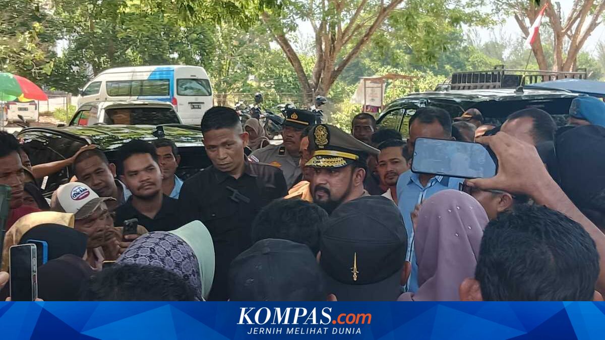 Aksi Demonstrasi Penyintas Banjir Seumanah Jaya Tuntut Bantuan di Aceh Timur