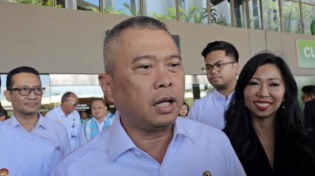 Menhub Dudy Purwagandhi Hati-hati Menyimpulkan Penyebab Kecelakaan Kereta di Bekasi Timur