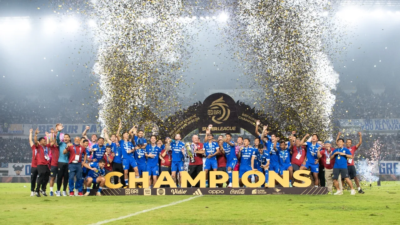 Djanur Mendorong Persib untuk Tetap Tenang di Tengah Bursa Transfer yang Sepi