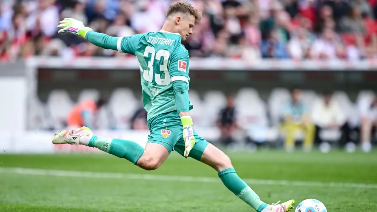 Bayern Munich Pertimbangkan Penjualan Kiper Alexander Nubel