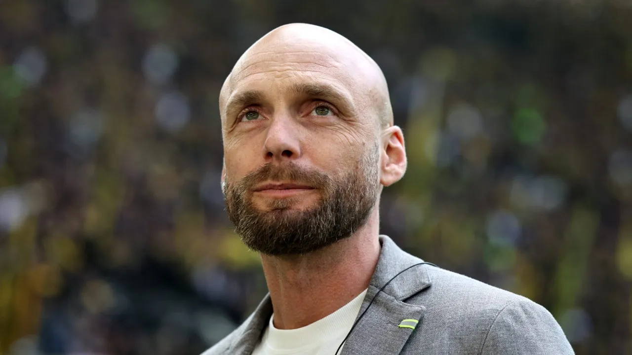 Dortmund Mengakui Kegagalan Transfer El Mala dan Karetsas Karena Masalah Finansial