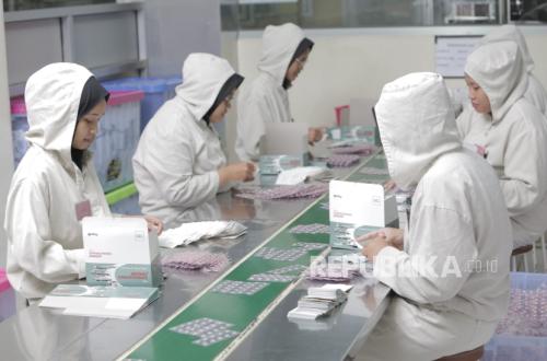 Strategi PT Phapros Menghadapi Kenaikan Harga Bahan Baku Obat