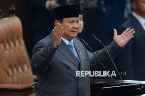 Prabowo Menegaskan Barang Subsidi Harus Disalurkan Melalui Koperasi Merah Putih