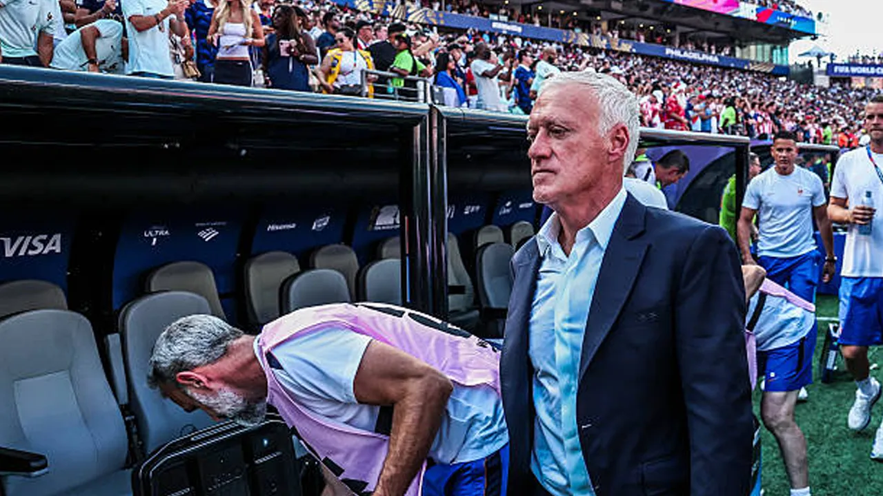 Prancis Melaju ke Perempat Final, Deschamps Kritik Permainan Paraguay