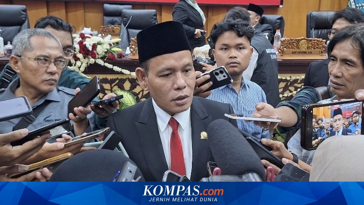 Syaifuddin Zuhri Resmi Menjadi Ketua DPRD Surabaya Menggantikan Adi Sutarwijono